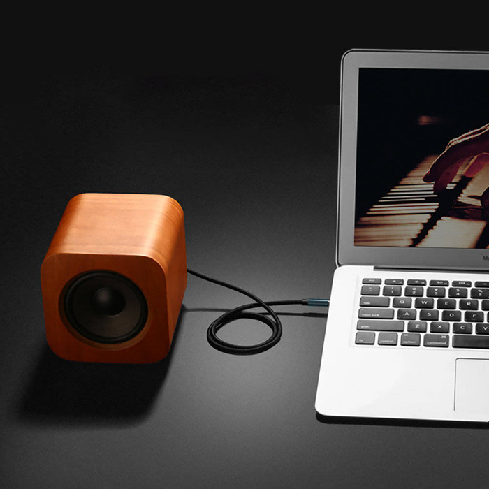 Ugreen gewinkeltes AUX-Kabel 2 x Miniklinke 3,5 mm 1,5 m blau (AV112)