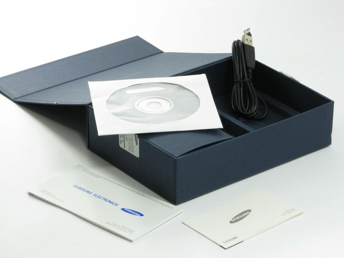 SAMSUNG F480 Tocco Drivers Box Kabel Manuál růžový