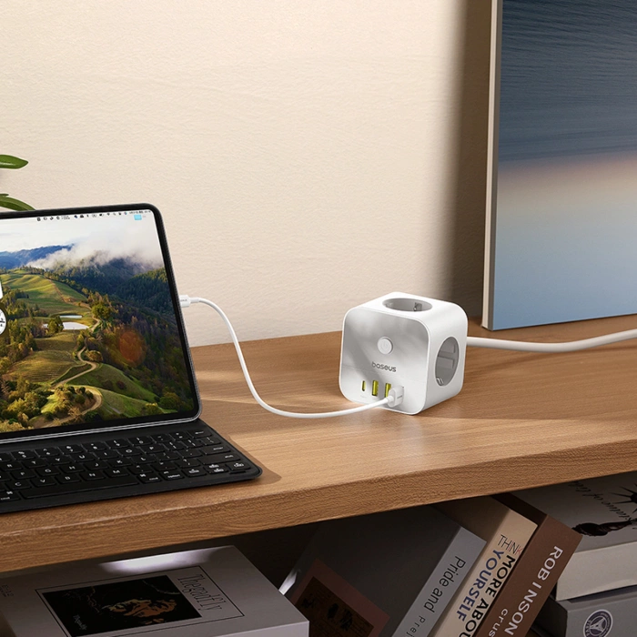 Baseus PowerCombo 7 in 1 Steckdosenleiste Würfel, 3 AC + 3 x USB-A + 1 x USB-C 20W 1,5 m - weiß