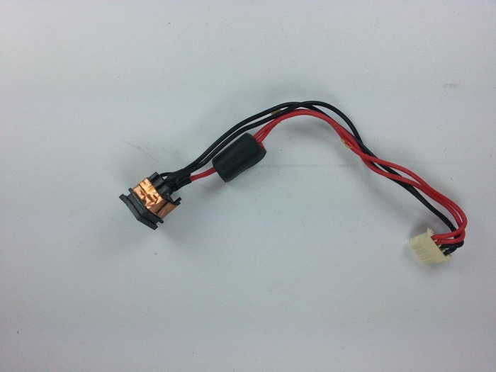 Tápcsatlakozó Kábel TOSHIBA L100 A000007950 TOSHIBA L100 A000007950
