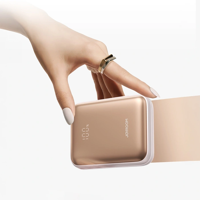 Powerbank Joyroom JR-PBF27 22,5W 10000mAh z dwoma wbudowanymi kablami - złoty