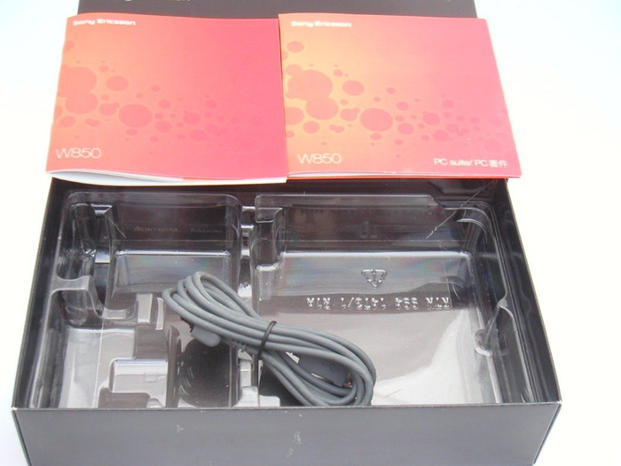 Caja de CD SONY ERICSSON W850i, 