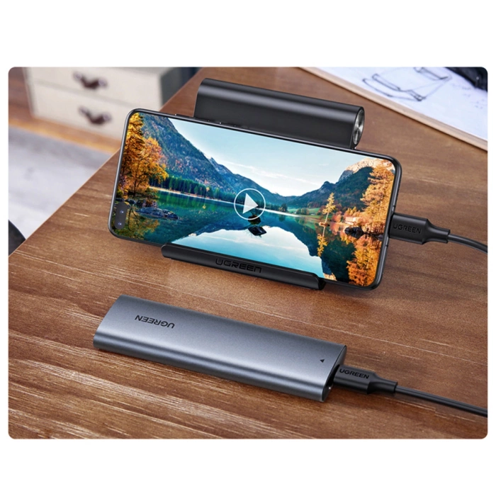 Ugreen Festplattenschacht M.2 B-Key SATA 3.0 5 Gbps Grau + USB Typ C Kabel (CM400)