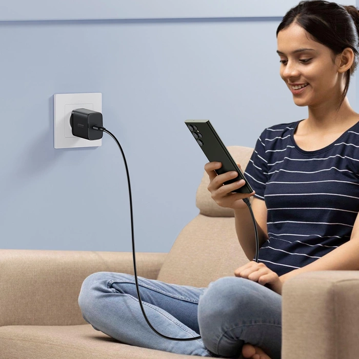 Rychlonabíječka Joyroom JR-TCF11 s výkonem až 25W - černá